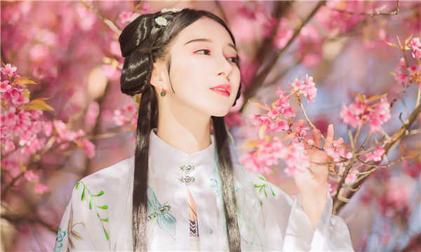 华坪供卵试管婴儿：助您实现家庭梦想的科学方案